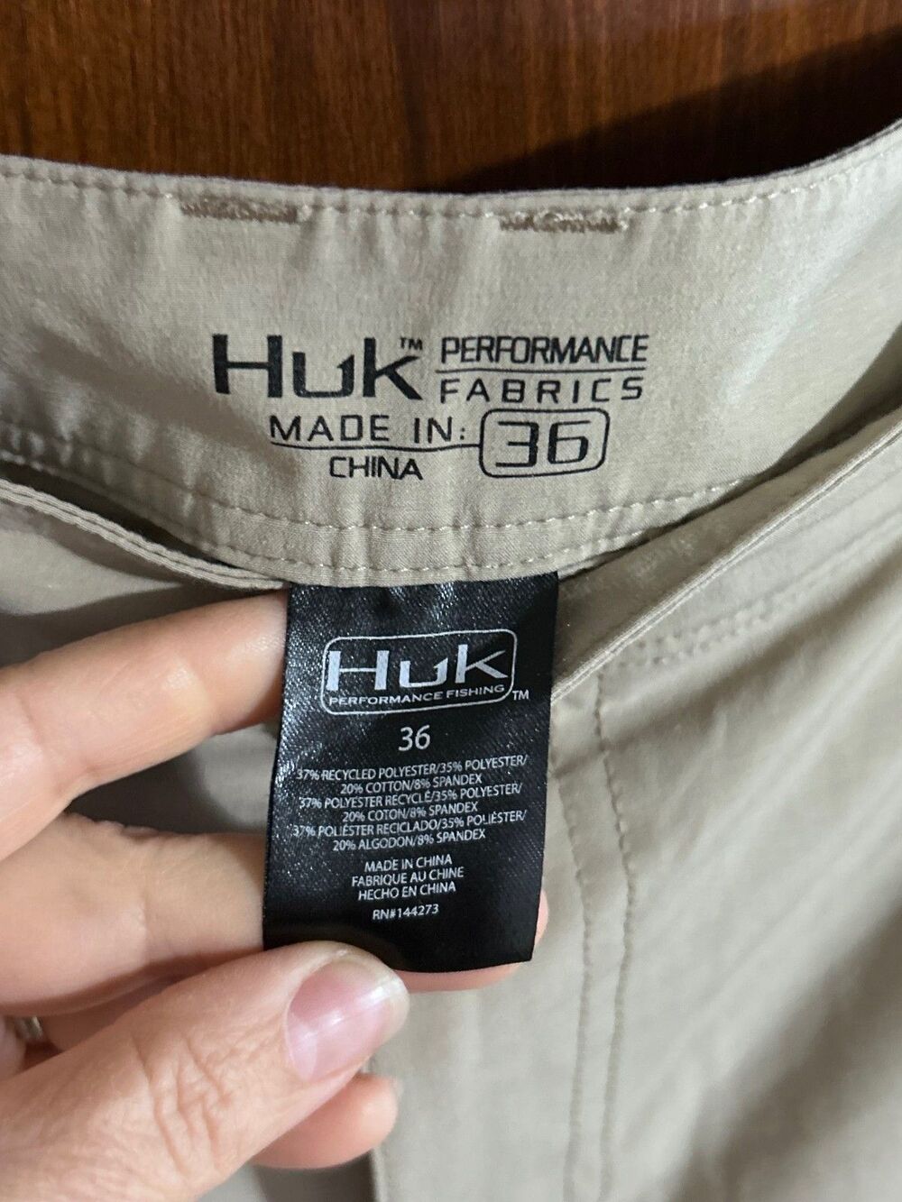 Huk Men's sz 36 Outdoor Performance Fabric Shorts - Picture 3 of 8